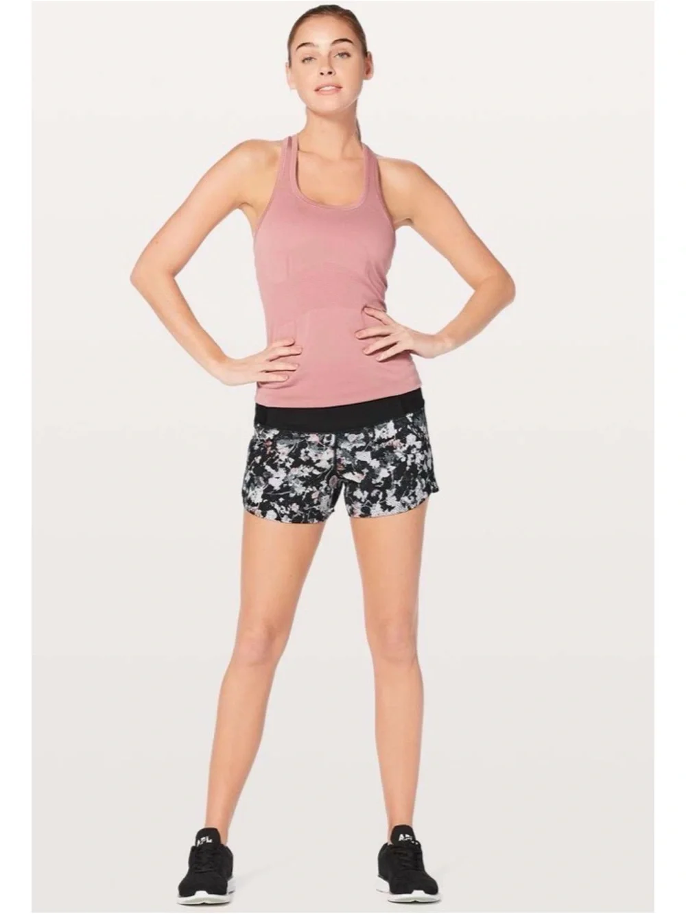 Lululemon Run Times Short II 4
